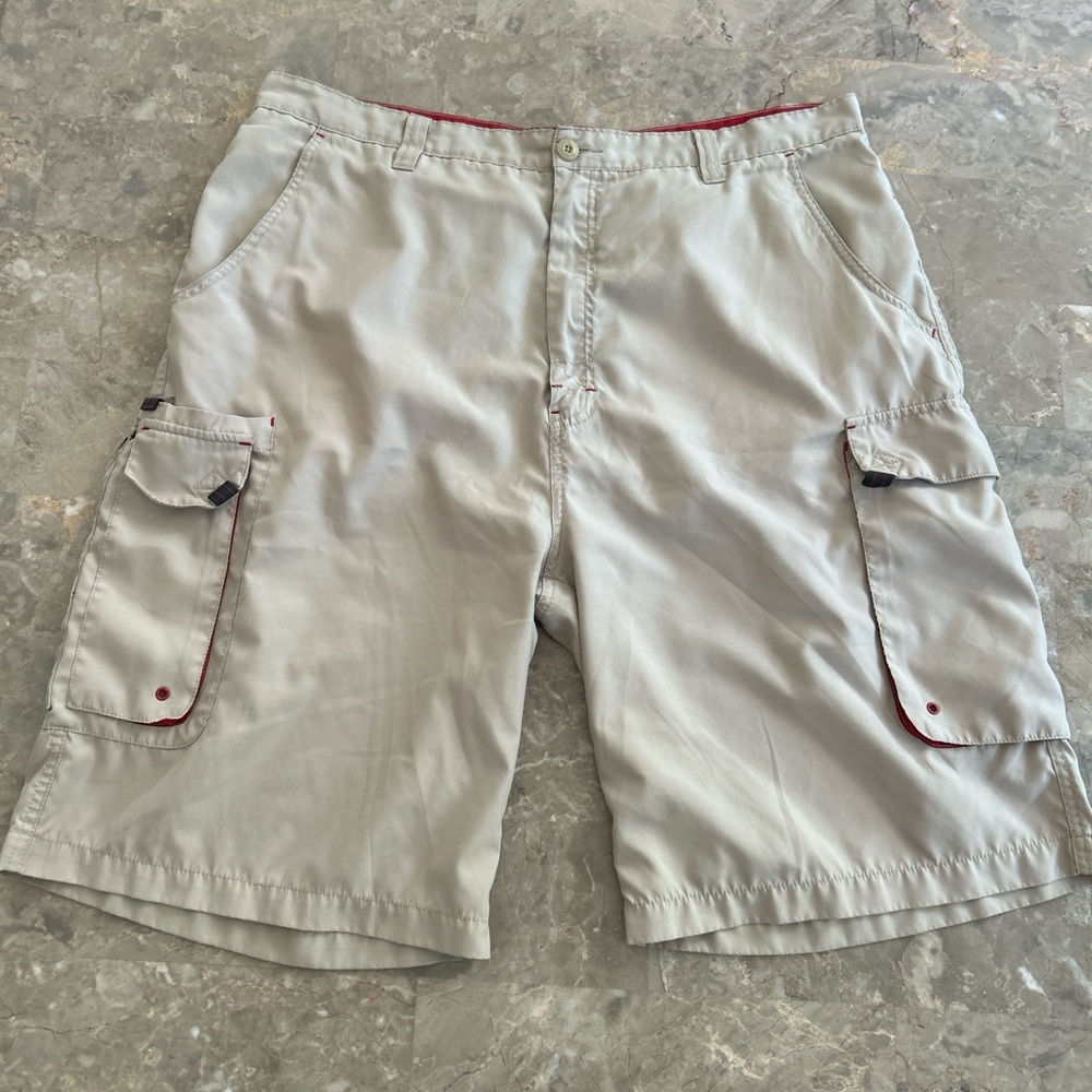 Vintage 2000s OTB Performance Cargo Shorts Tan Size 40 10” Inseam